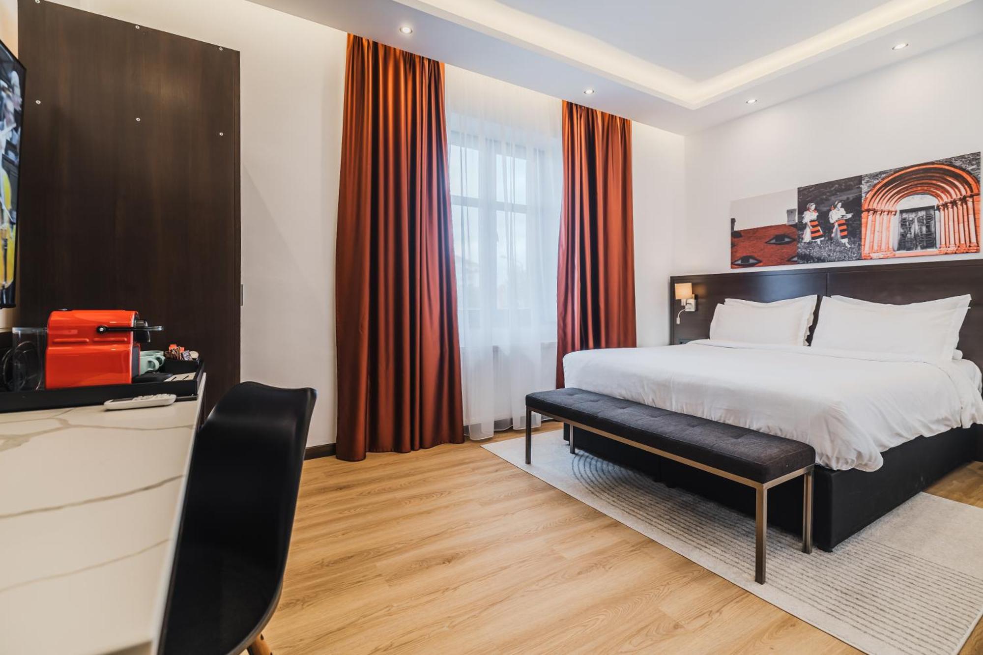 Republique Hotel Sibiu Exterior photo